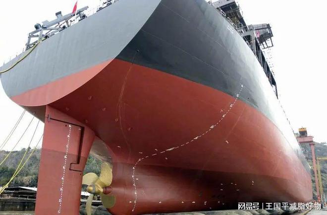 船舶下水氣囊 現(xiàn)代船舶建造與打撈的革新利器